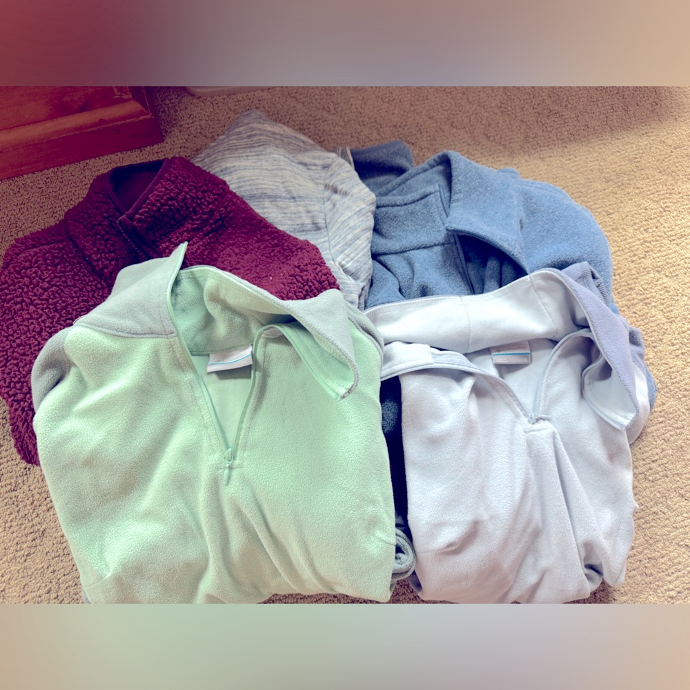5 piece women’s fleece bundle